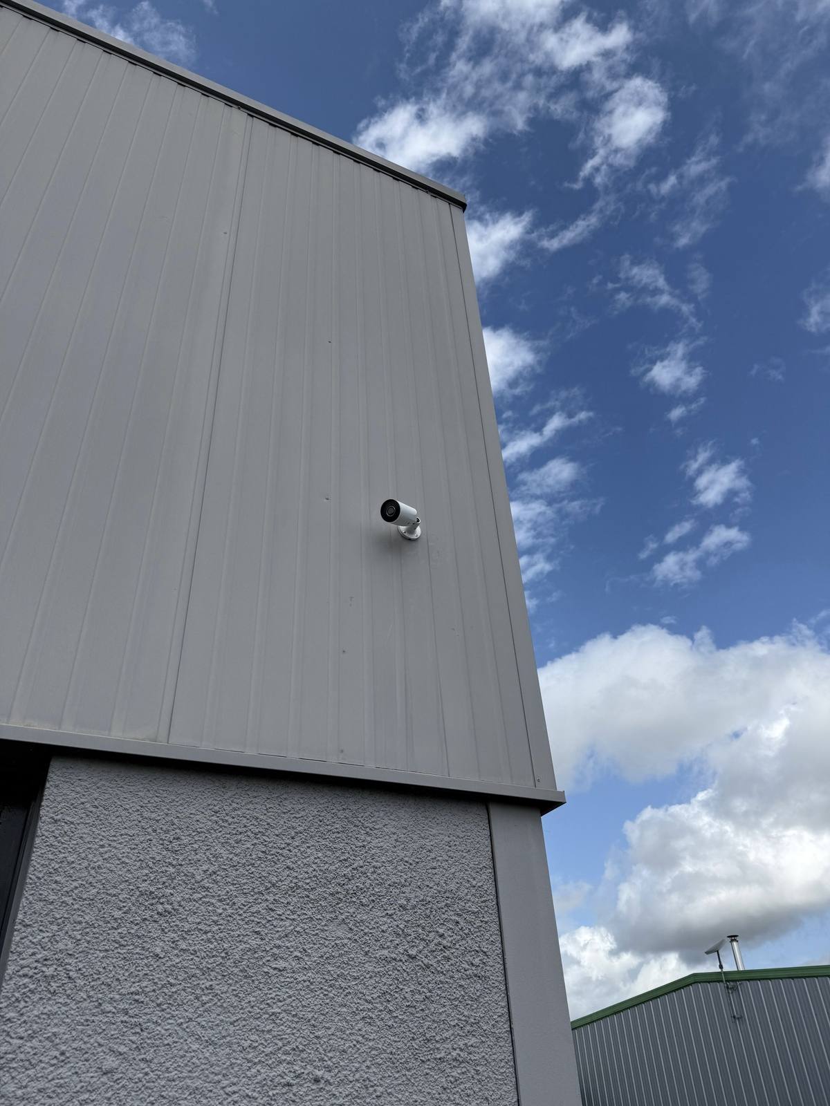 Bien installer ses caméras de surveillance : les erreurs à éviter